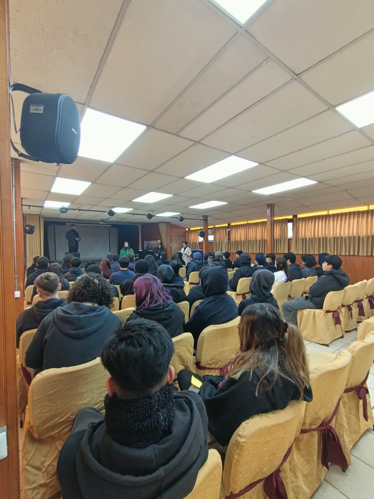 Reconocimiento por 100% de asistencia